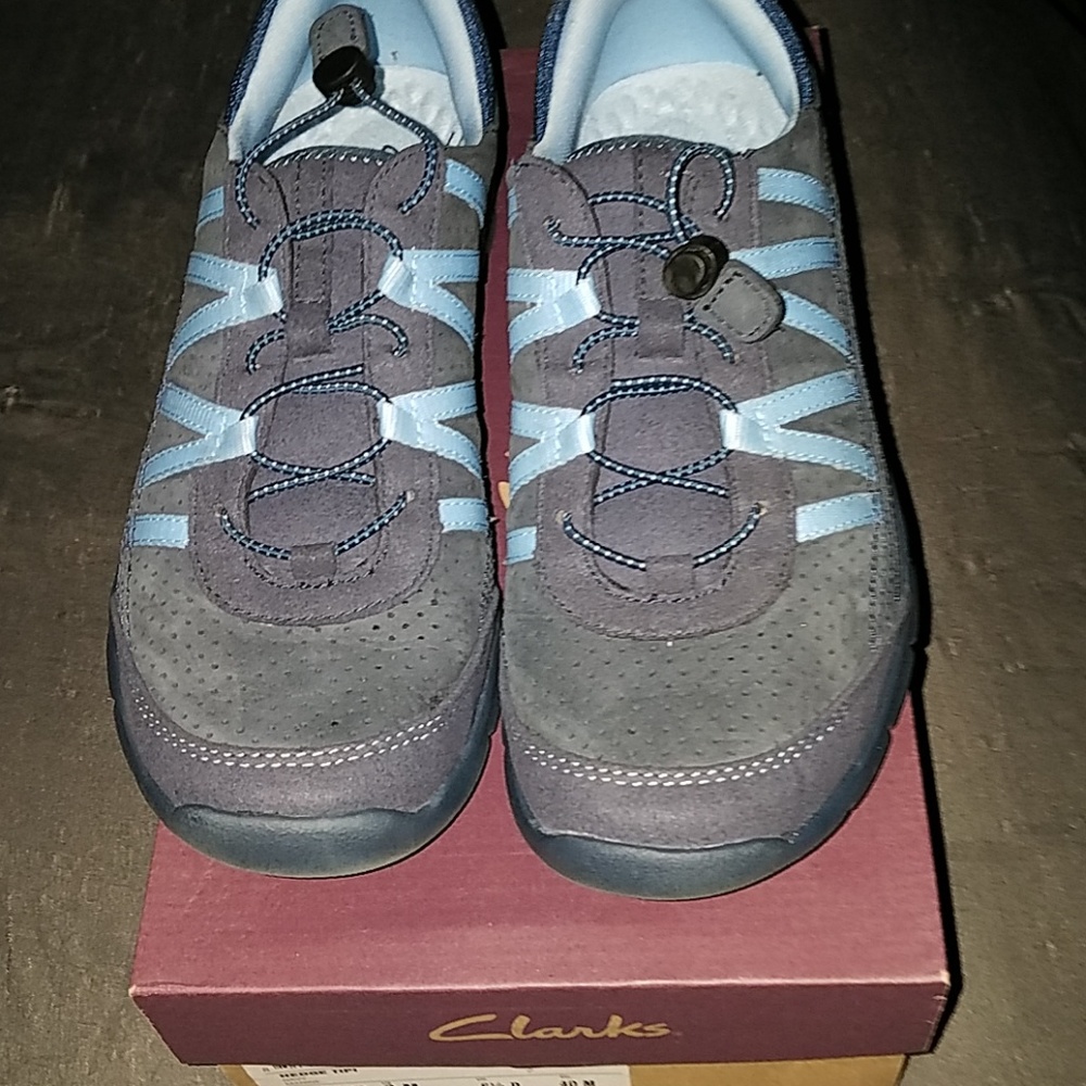 Clarks Hedge Tipi